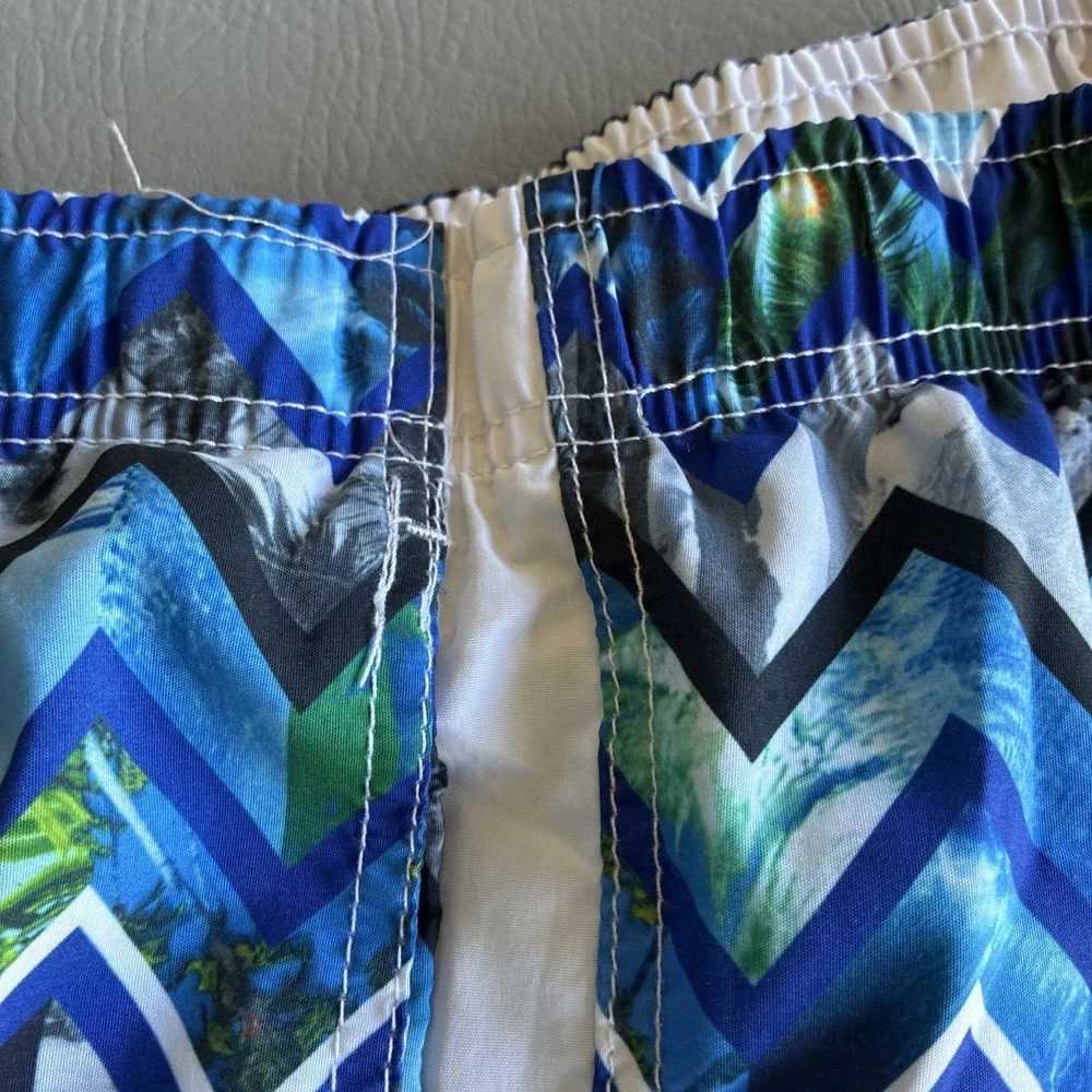 Ingear Swim Mens Blue Board Shorts Swim Trunks Mesh Lined XXL MS1 Geo Surf